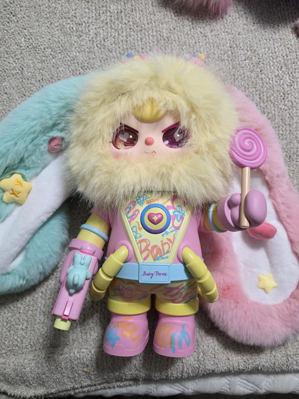 Baby Three Space Dreamweaver 400%